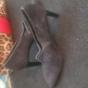 Womans Bootie Black heels